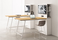 Linea 821 tavolo meeting con top access